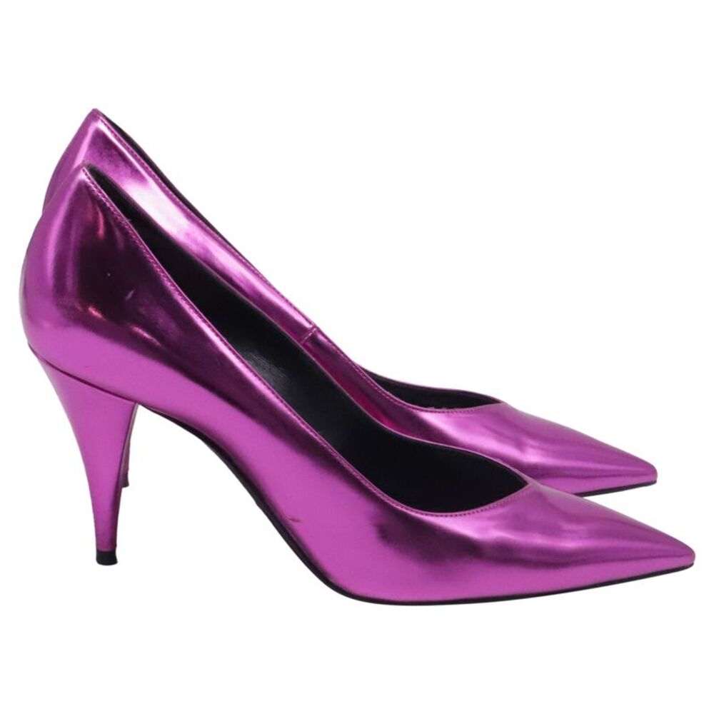 Saint Laurent Kiki Mirror Pointed Pumps in Pink Leather